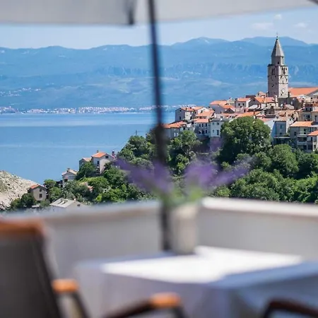 Romantic Stone With Pool, Panoramic Sea View Near The - By Traveler Tourist Agency Krk Id 2134 Vilă Vrbnik (Primorje-Gorski Kotar)